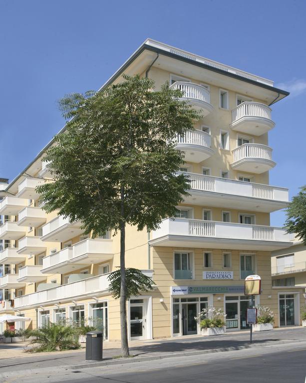Residence T2 Римини Экстерьер фото