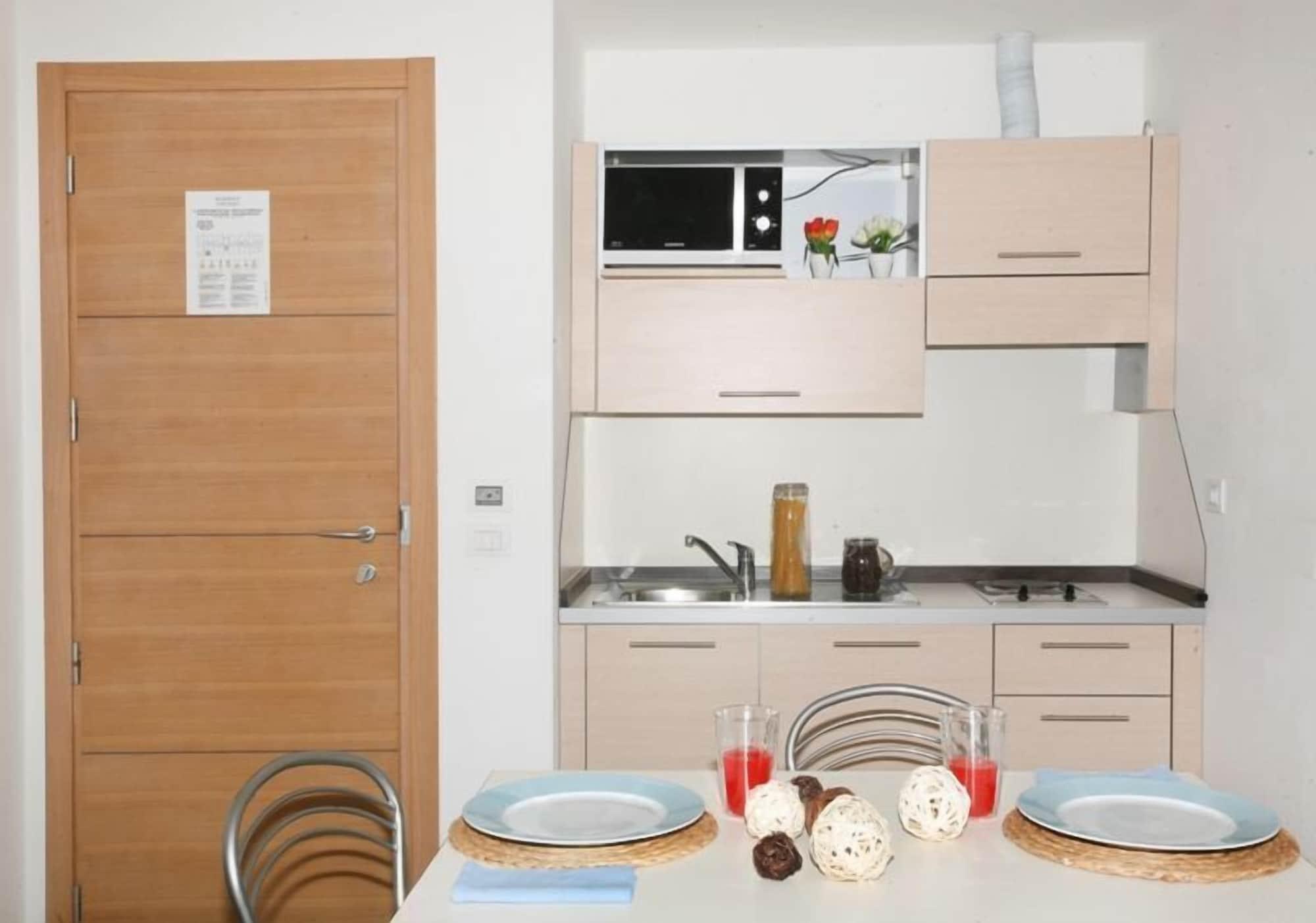 Residence T2 Римини Экстерьер фото
