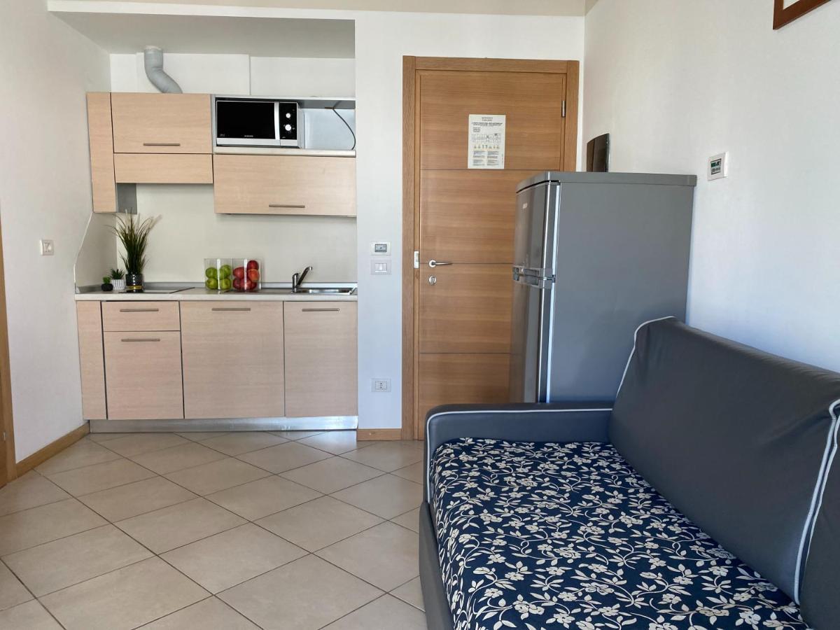 Residence T2 Римини Экстерьер фото