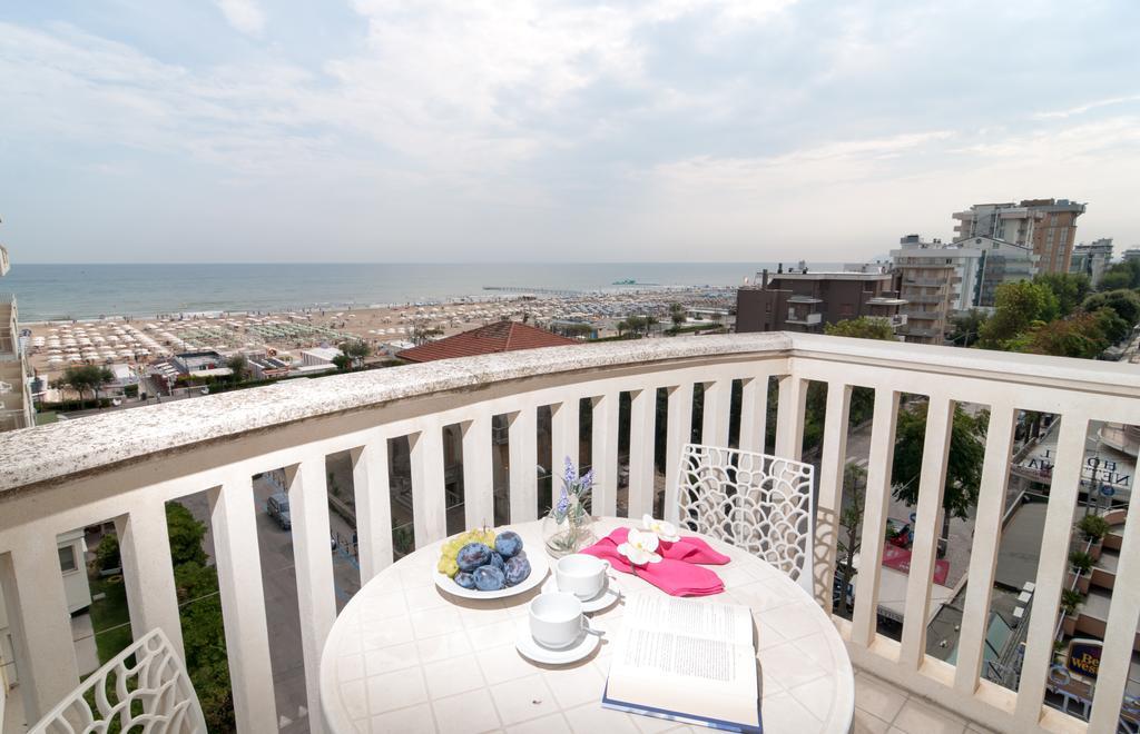 Residence T2 Римини Экстерьер фото